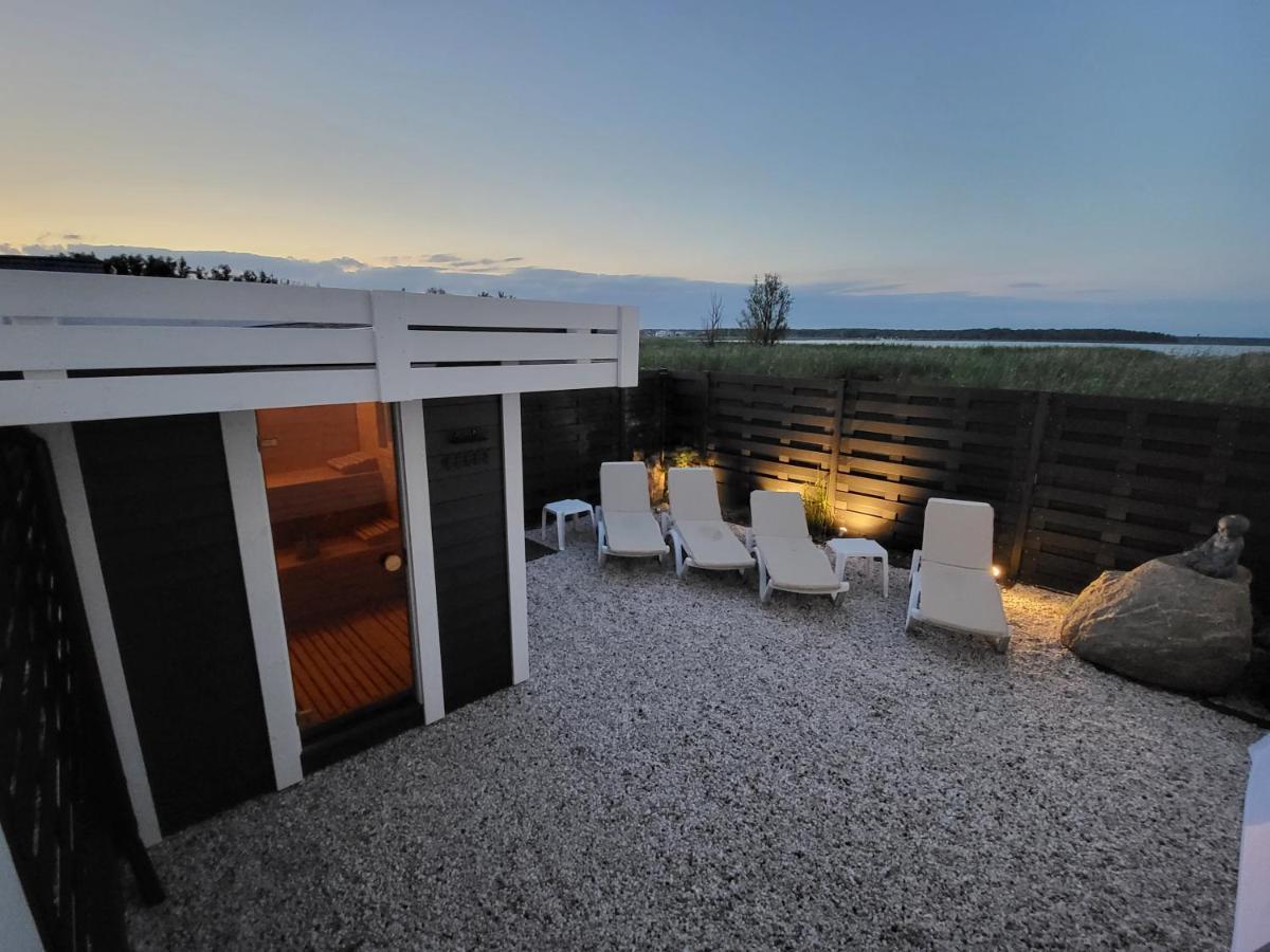 Robson Beach I Sauna, Jacuzzi Miedzywodzie Ngoại thất bức ảnh